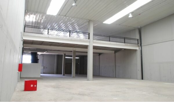 Bodega en Condominio Industrial sector Outlet San Ignacio Quilicura - Imagen 2