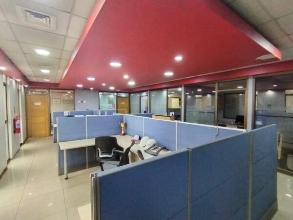 Bodega en Condominio Industrial sector Outlet San Ignacio Quilicura - Imagen 13